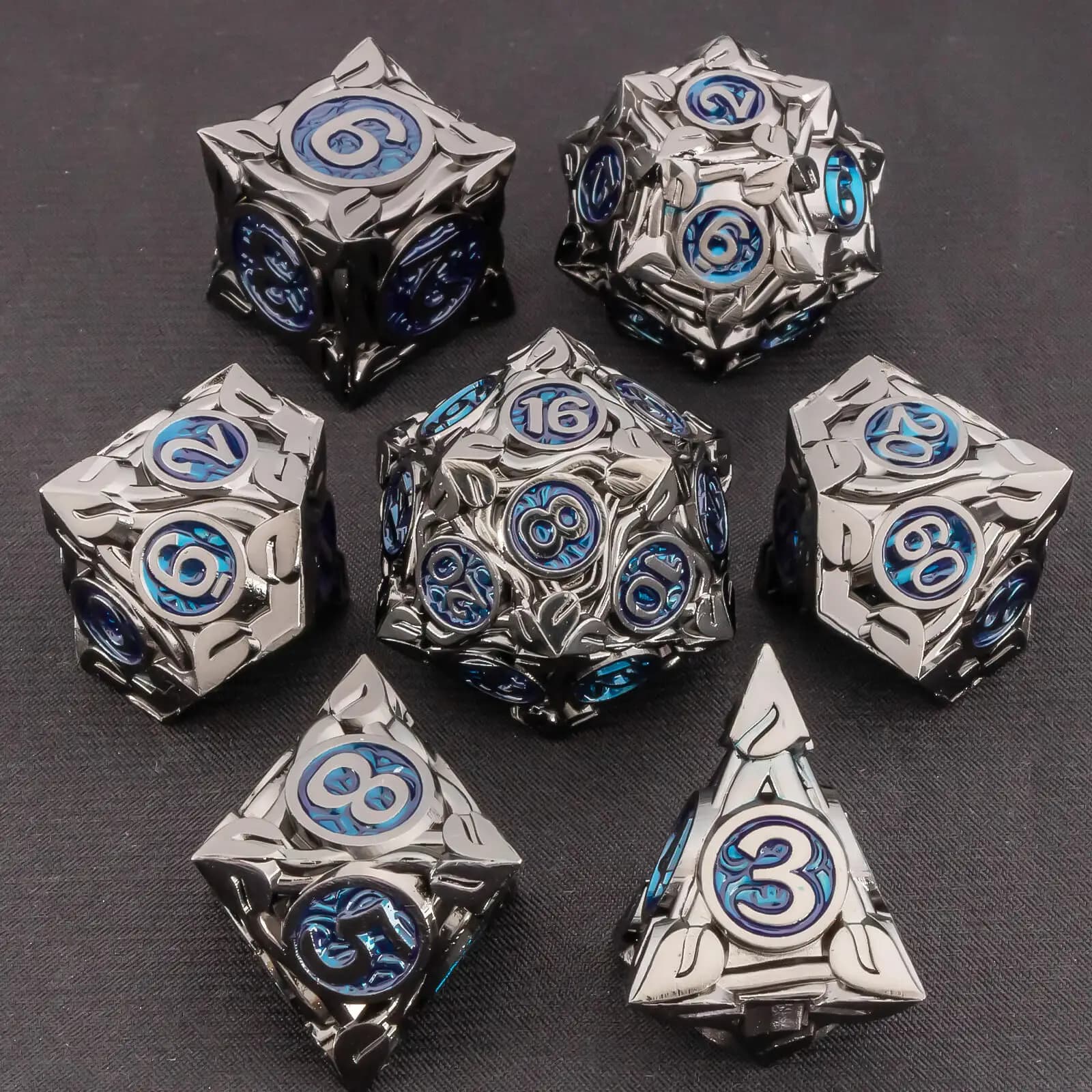 DND Metal Dice Set D&D, 7Pcs Nature Vines Leaf Dungeon and Dragon Dice for Role Playing, Polyhedral Dice D4 D6 D8 D10 D12 D20
