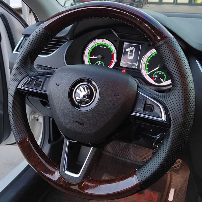 Skoda fishing wood leather 2016-2018 superb self-closing hand sewn car accessories with inner protection shell