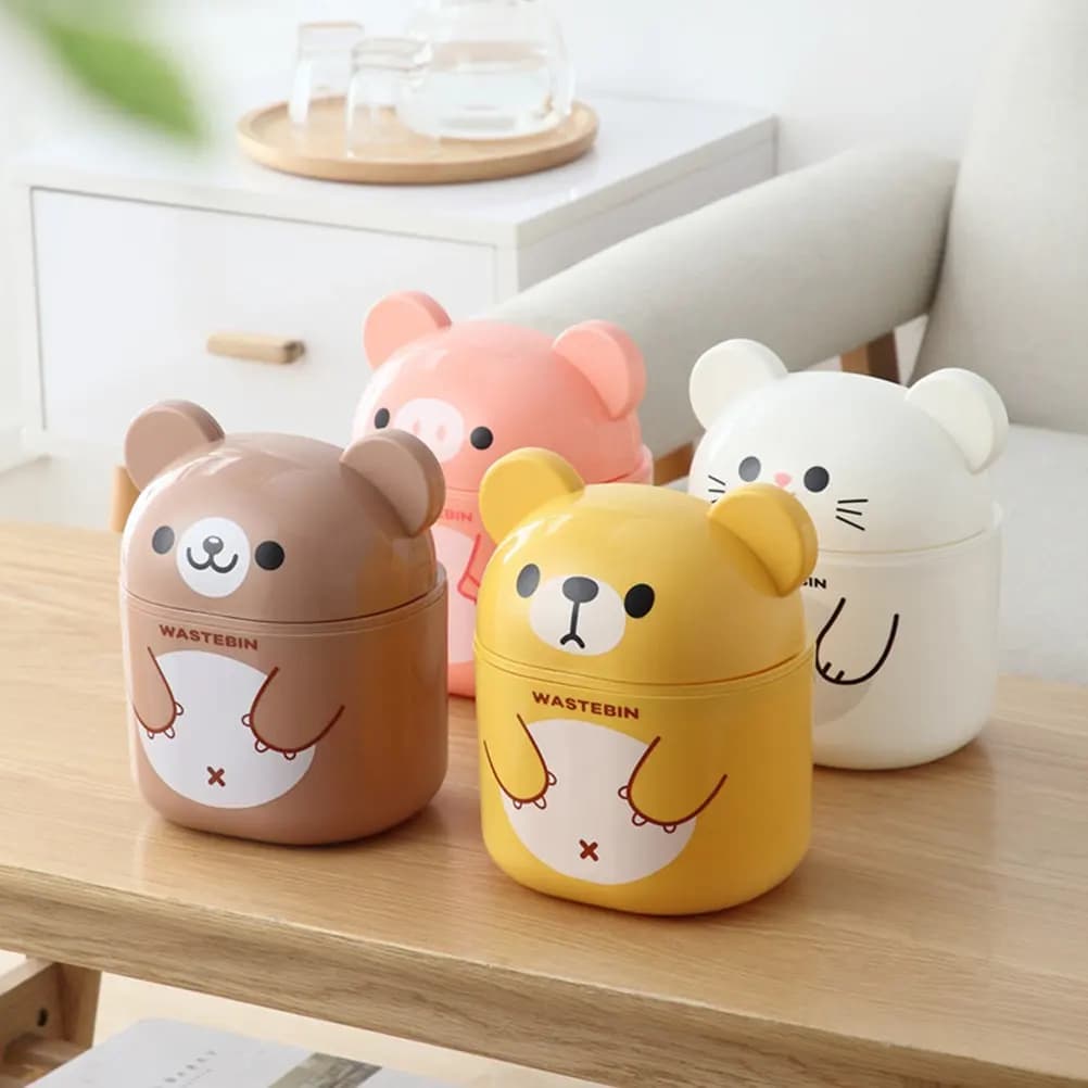 Piccolo Cestino in Plastica con Coperchio, Mini Contenitore per Rifiuti da Scrivania in Materiale PP, Compatto e Resistente agli Odori per Ufficio, Camera da Letto, Soggiorno