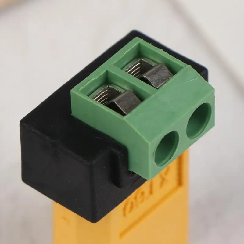 Adattatore connettore XT60 maschio-femmina a 2 pin per dispositivi modello UAV, pannelli solari e caricabatterie senza saldatura