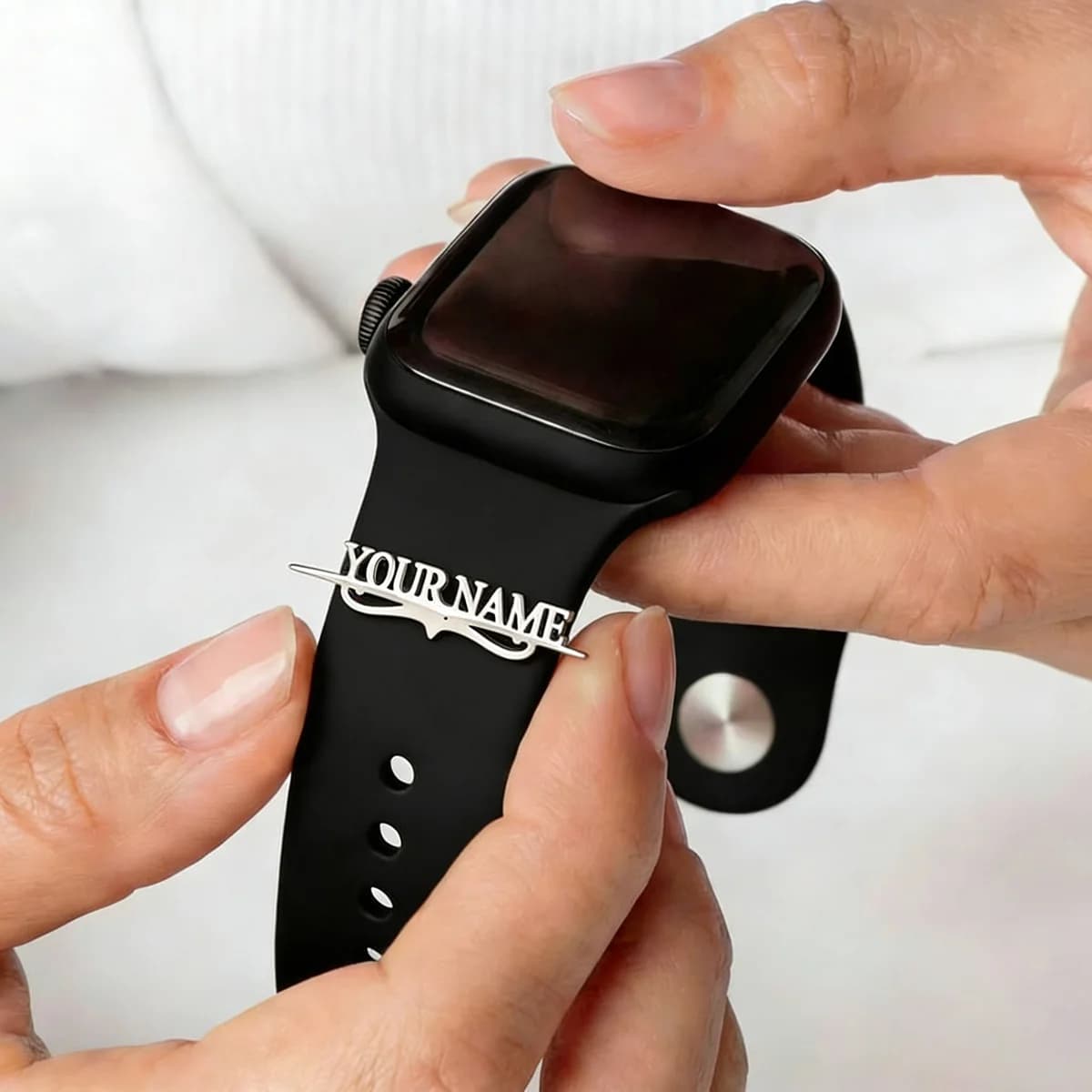 Cinturino per Orologio Personalizzato per Donne, in Acciaio Inossidabile con Nome o Lettera Personalizzata, Charm Decorativo per Gioielli da Polso