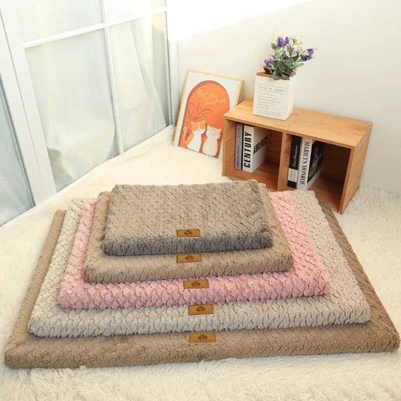 Cuccia 3D in Schiuma per Animali Domestici con Rivestimento Rimovibile e Lavabile in Pelliccia Sintetica, Ortopedica, Impermeabile, per Cani e Gatti, per Gabbie, con Fondo Antiscivolo, Tappetino per Animali Domestici