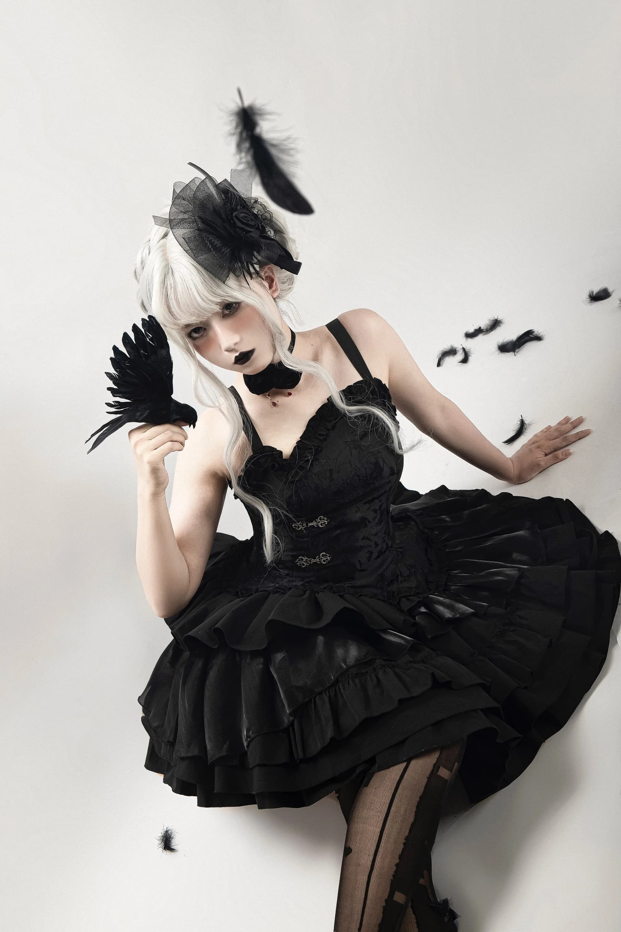 Abito rosso sottile senza maniche da donna Abito da ballo multistrato Mini Lolita Abito corto gotico dolce giapponese Kawaii Abiti neri