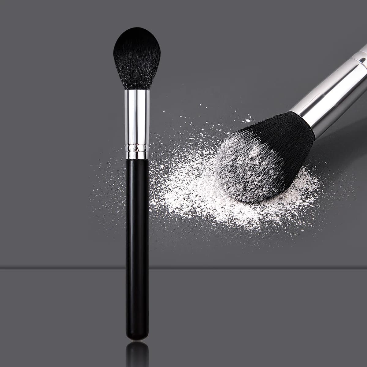 1 brush for soft highlighter for beginners, brush for drooping, brush for fard, brush for contour, multifunctional makeup brush