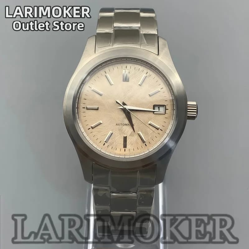 LARIMOKER Orologio automatico da uomo da 39 mm, quadrante spazzolato color champagne, acciaio inossidabile 316L, vetro zaffiro, adatto al movimento NH35