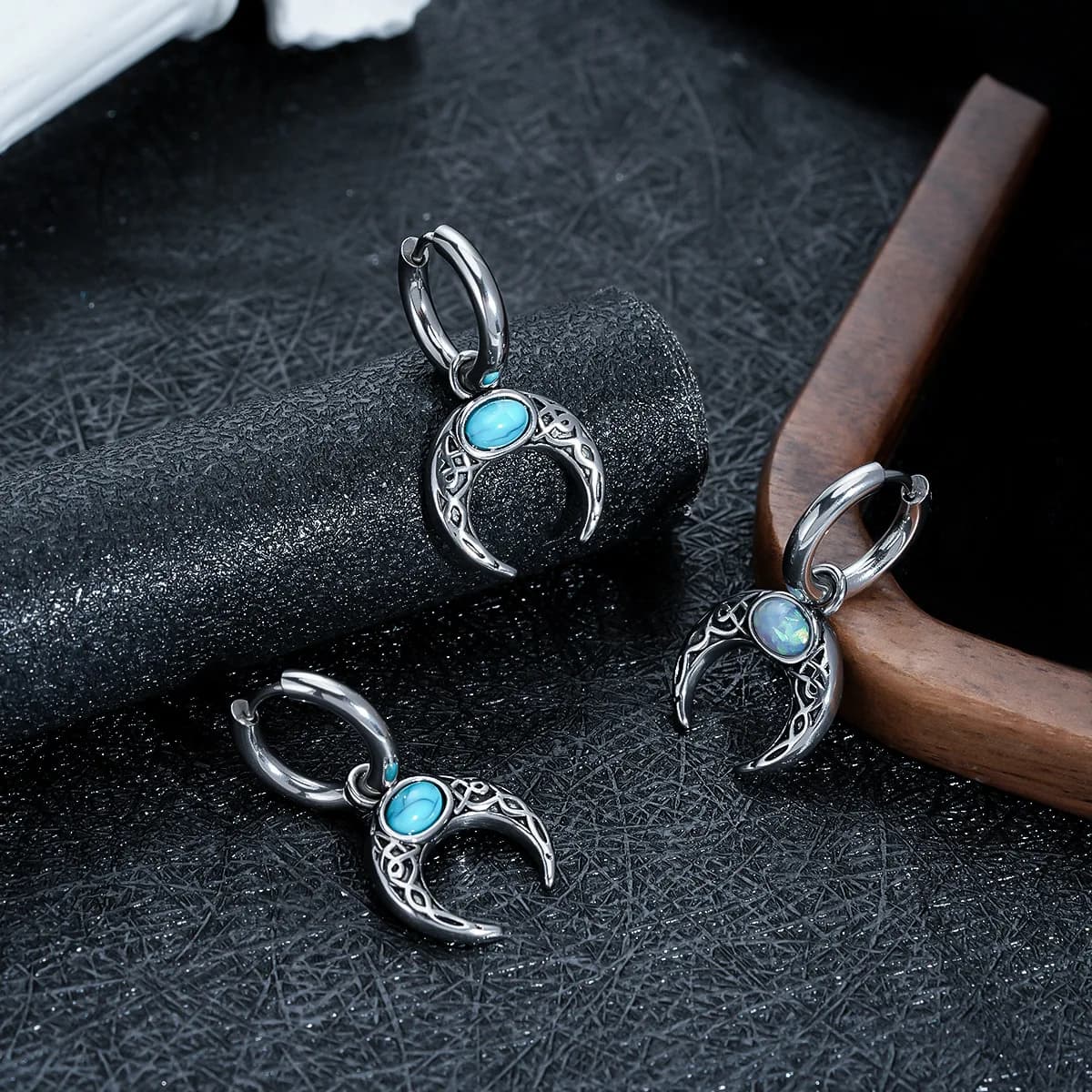 Bohemian earrings men's half-moon earrings earrings women's European and American retro earrings ethnic style jewelry