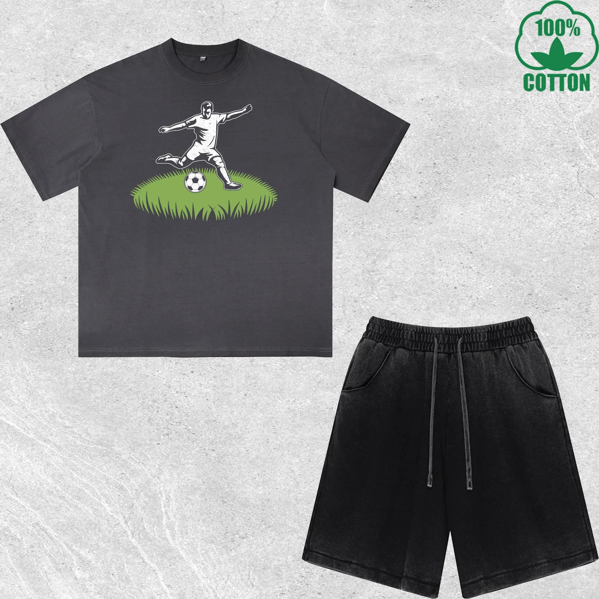 Set T-Shirt e Pantaloncini Stampati per Appassionati di Calcio, Effetto Lavato, Multicolore, Combinazione Trendy e Alla Moda, 100% Cotone, Confezione Conveniente