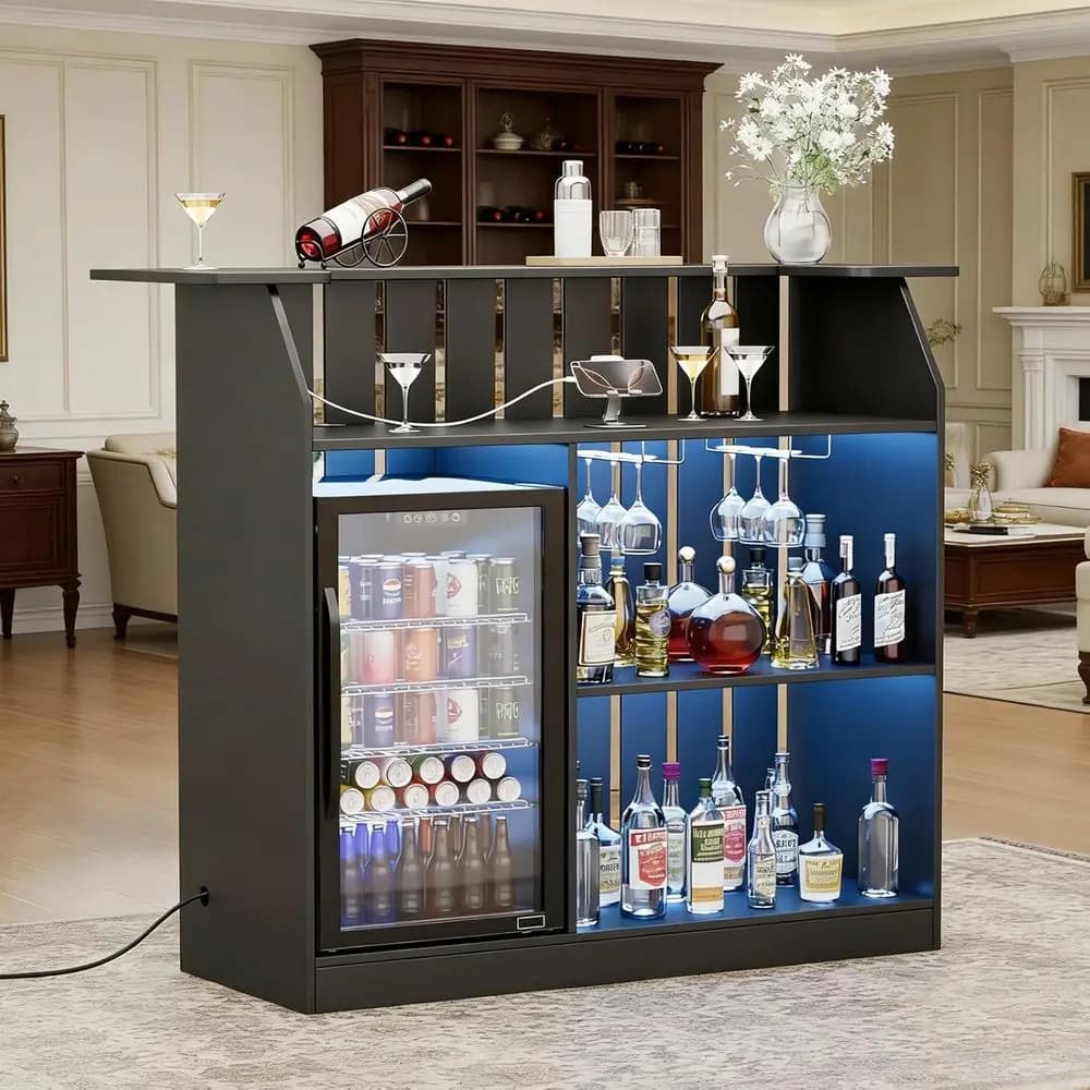 Mobile Bar a 4 Ripiani con Illuminazione LED, Spazio di Stoccaggio, Presa di Corrente e Portabicchieri per Soggiorno o Cantina