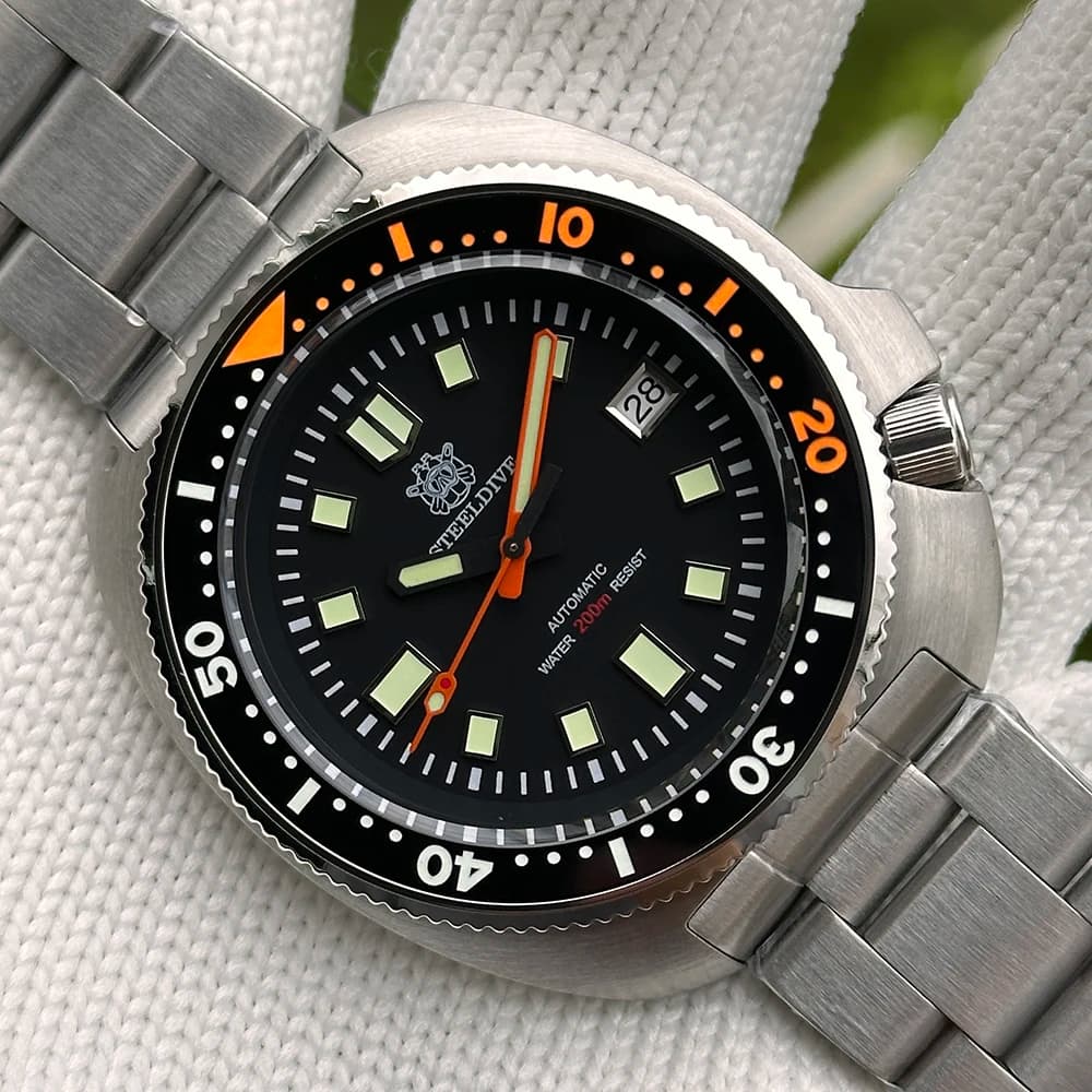 STEELDIVE SD1970C Classic Ceramic Bezel 200M Water Resistant Sapphire Glass AR Coating Automatic watch for men NH35 Underwater Watches