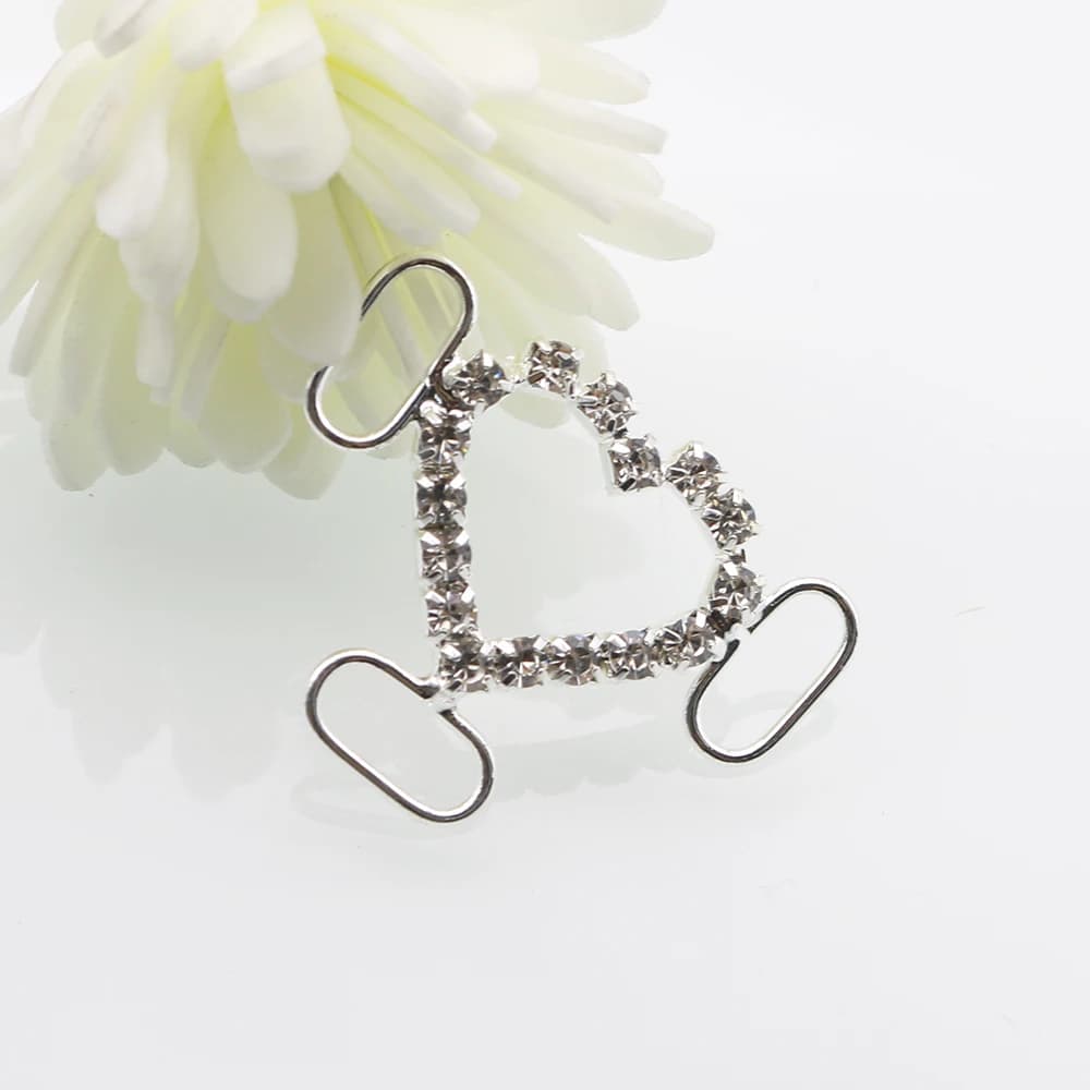 Nuovi 10 pezzi di nastro scorrevole a forma di cuore da 25 * 33 mm, confezione regalo, accessori per capelli e accessori per abbigliamento