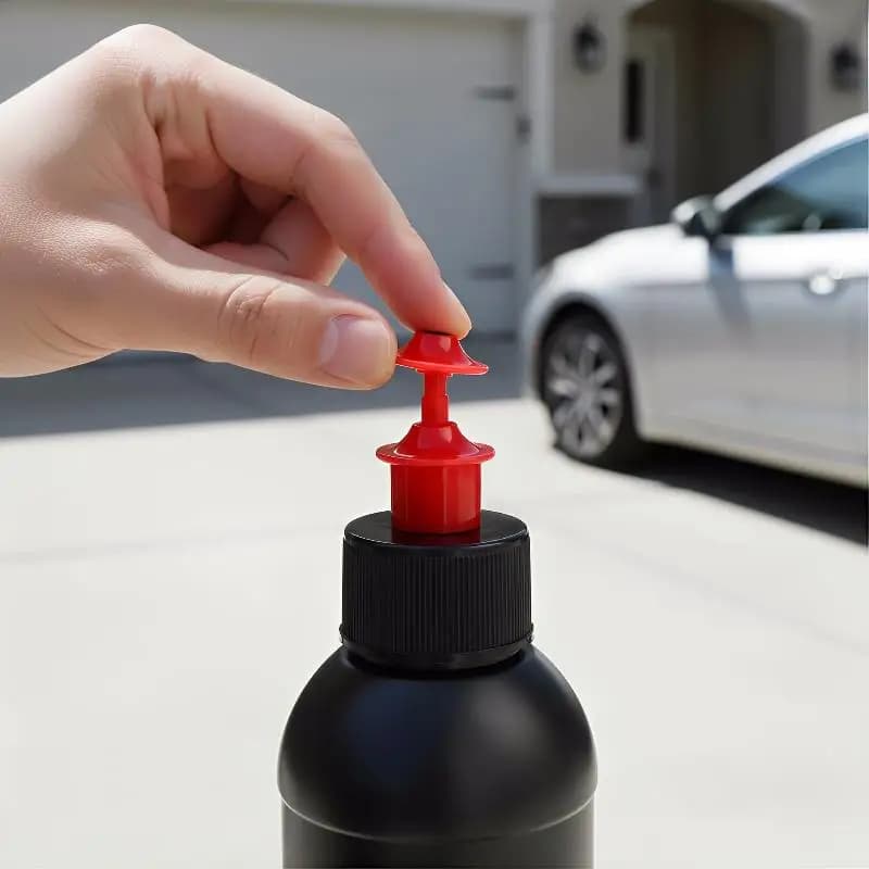Tappi a strappo da 28 mm per bottiglie di cera per auto, contenitore ricaricabile per lucidatura pneumatici, strumenti portatili a prova di perdite per la pulizia dell'auto