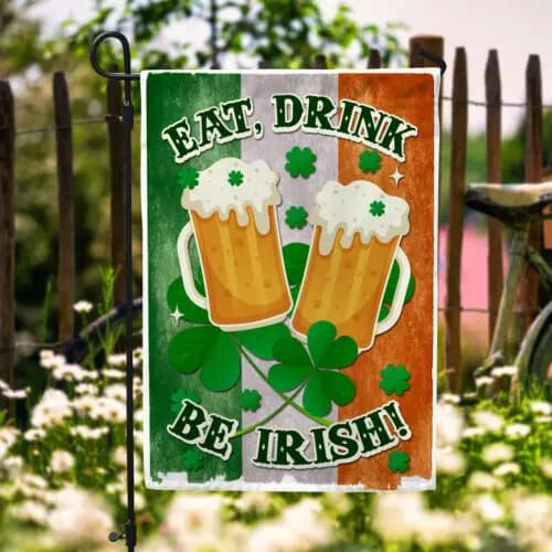 Bere Birra e Essere Irlandese: Boccali di Birra, Bandiera da Giardino per San Patrizio con Trifoglio ANM LLP