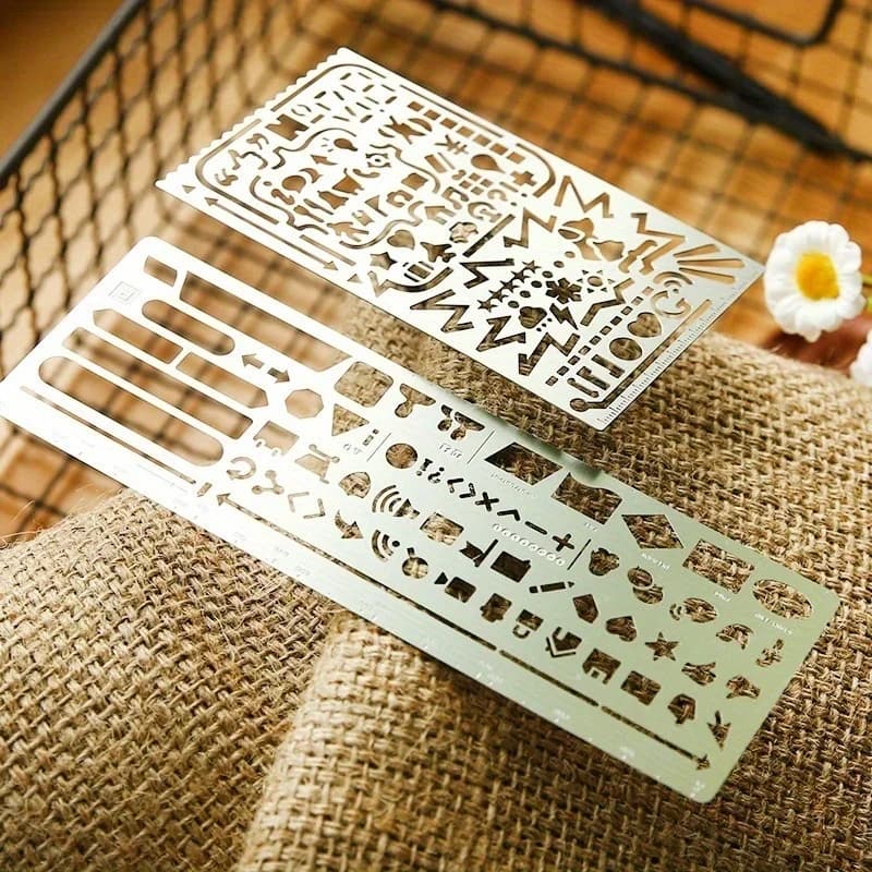 2 pz/set Vintage Portatile In Acciaio Inox Stencil Righello Cavo Planner Diario di Viaggio Notebook Strumento FAI DA TE Modello Regalo di Cancelleria