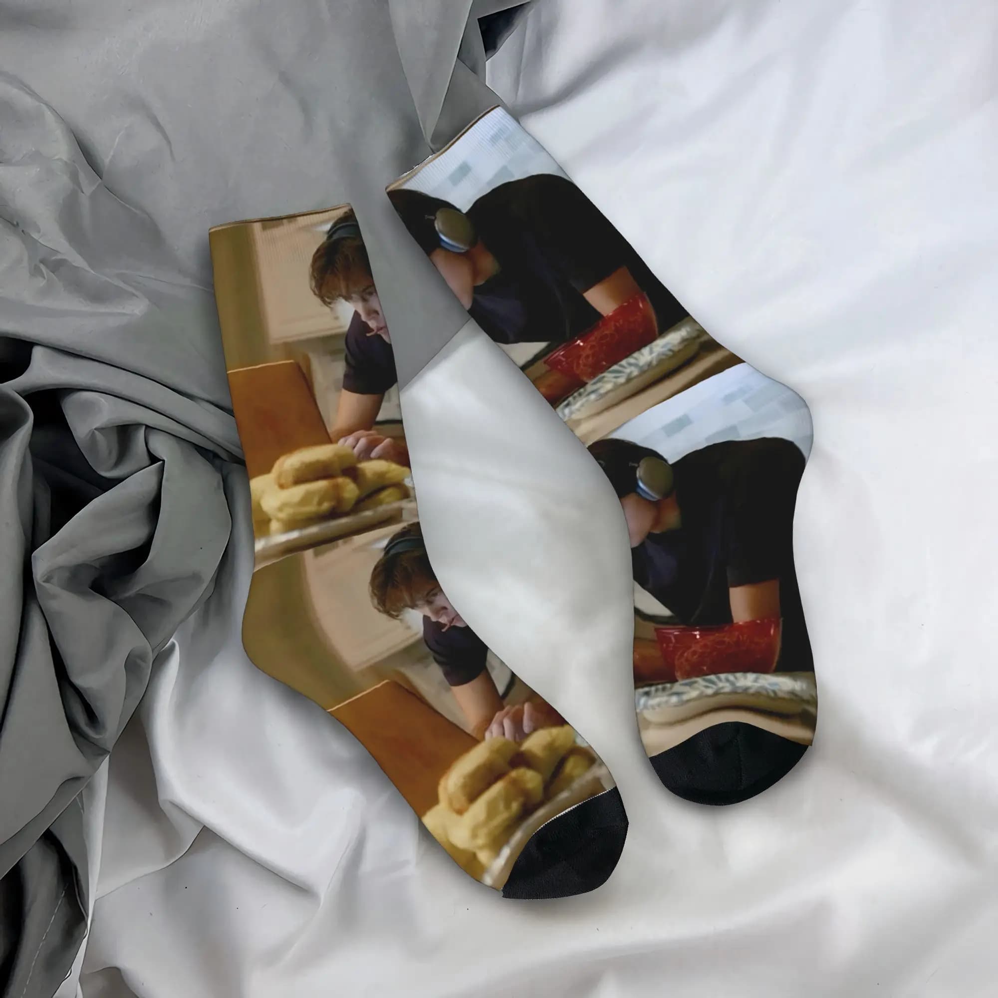 Couple Socks Conrad Fisher The Summer I Turned Pretty Stockings Non Slip High Quality Socks Autumn Design Running Sports Socks