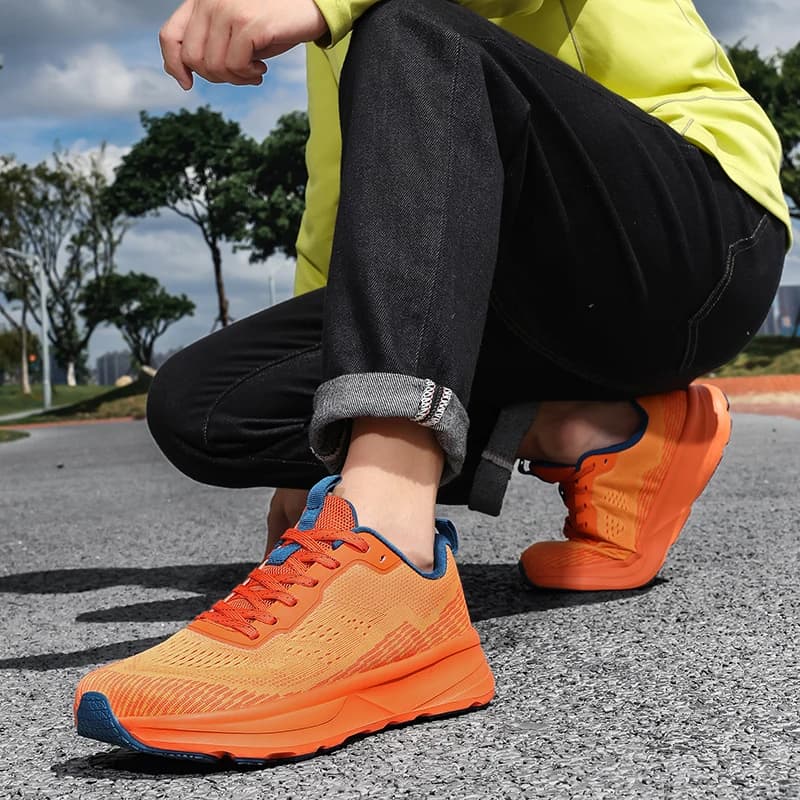 Men'S Lightweight And Breathable Sports Shoes Low Cut Lace Up Thick Soled Casual Shoes Comfortable Soft Soled Running Shoes