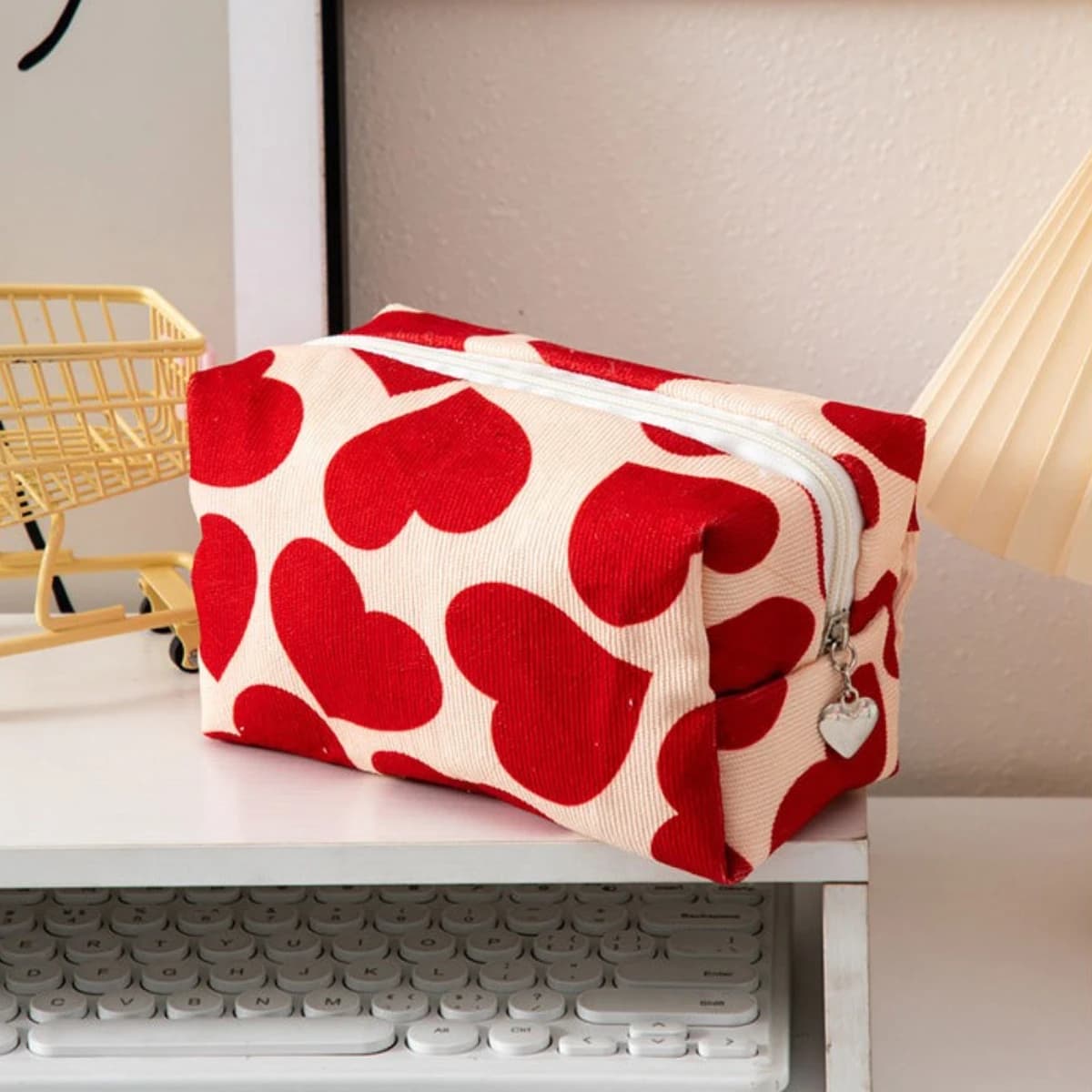 Borsa per il trucco da donna con motivo a cuore rosso Articoli da toeletta Organizzatore cosmetico Borsa con cerniera Borsa da viaggio per il lavaggio Borsa per cosmetici Borse per il trucco femminile