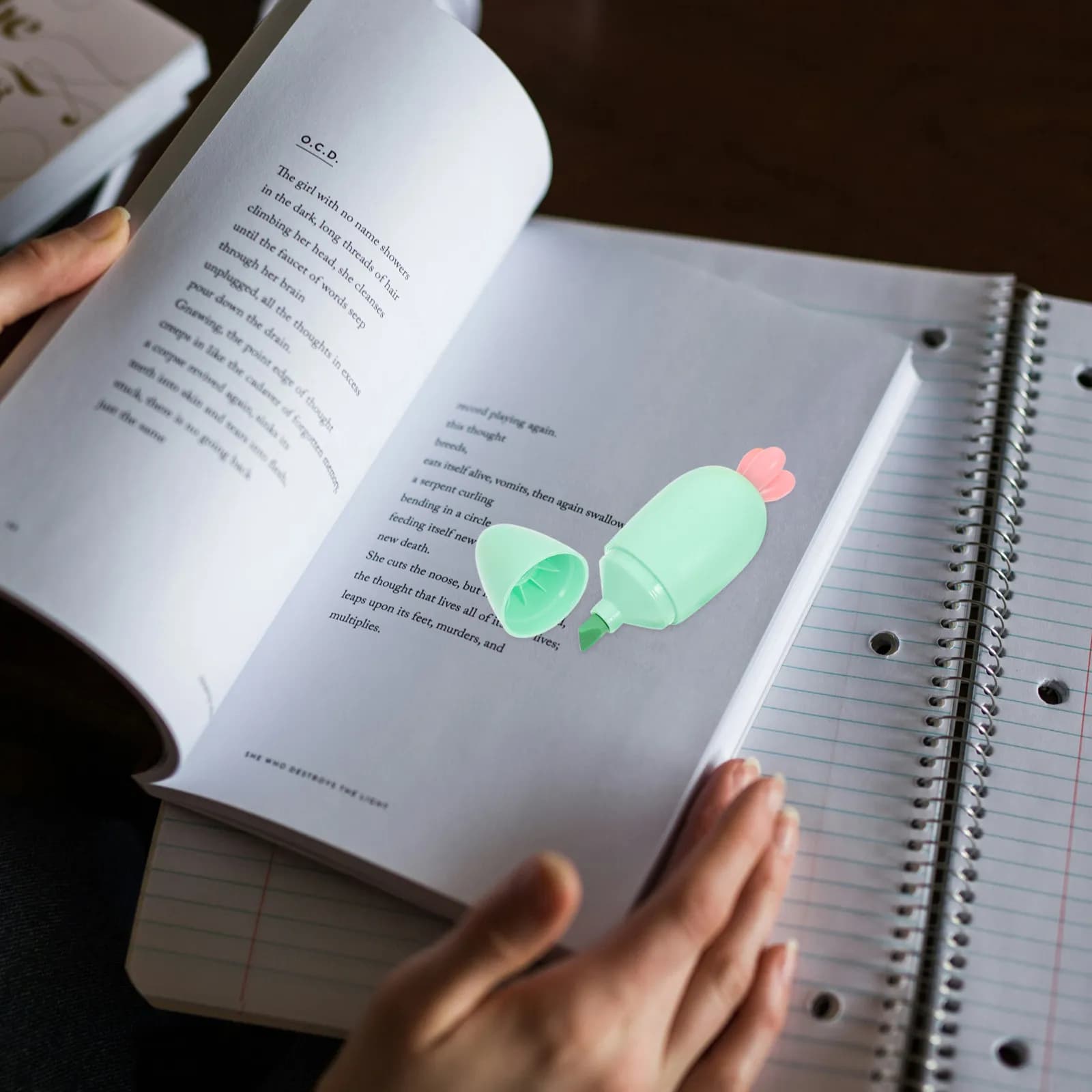 6 Pezzi Evidenziatori Fluorescenti a Forma di Carota, Mini Evidenziatori Pastello per Bambini, Inchiostro Liquido ad Asciugatura Rapida, Cancelleria Creativa per il Ritorno a Scuola