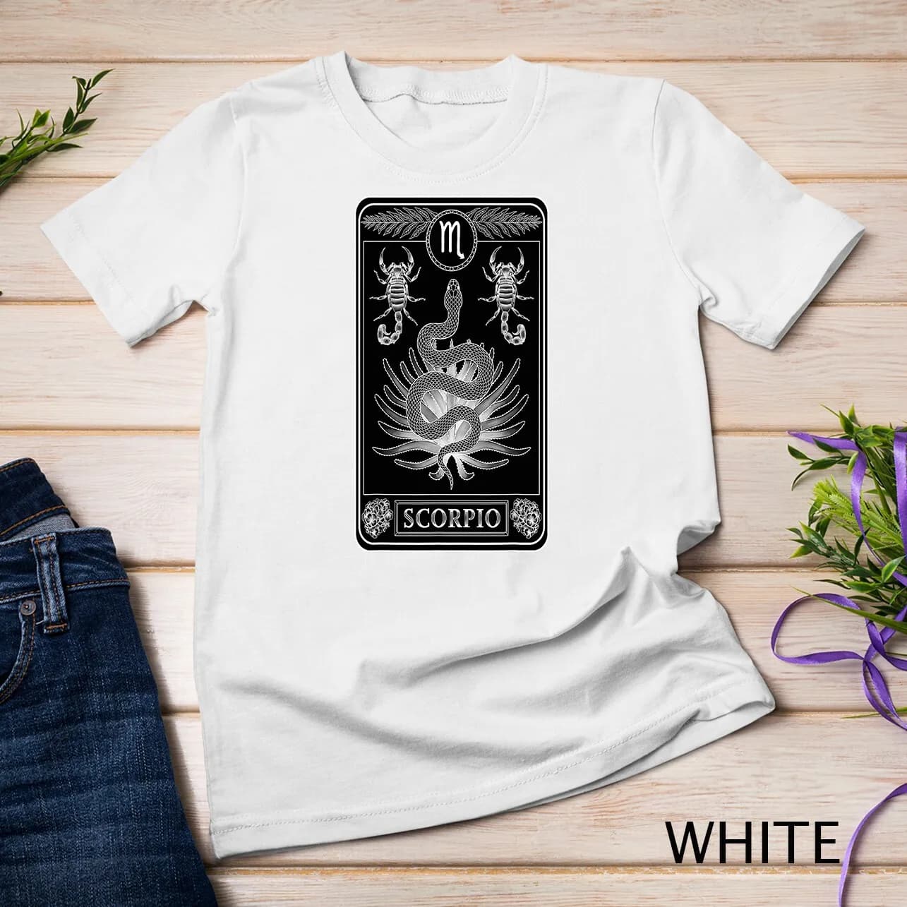 Scorpio Zodiac Tarot Card November Birthday Shirt TShirt Maglietta unisex