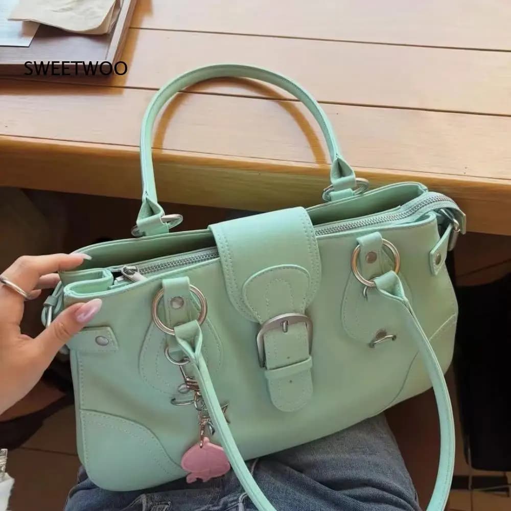 Buckle Flap Shoulder Tote Bag Multi Metal Ring Dual Shoulder Straps Top Zipper Closure Handbag for Daily Shopping Campus
