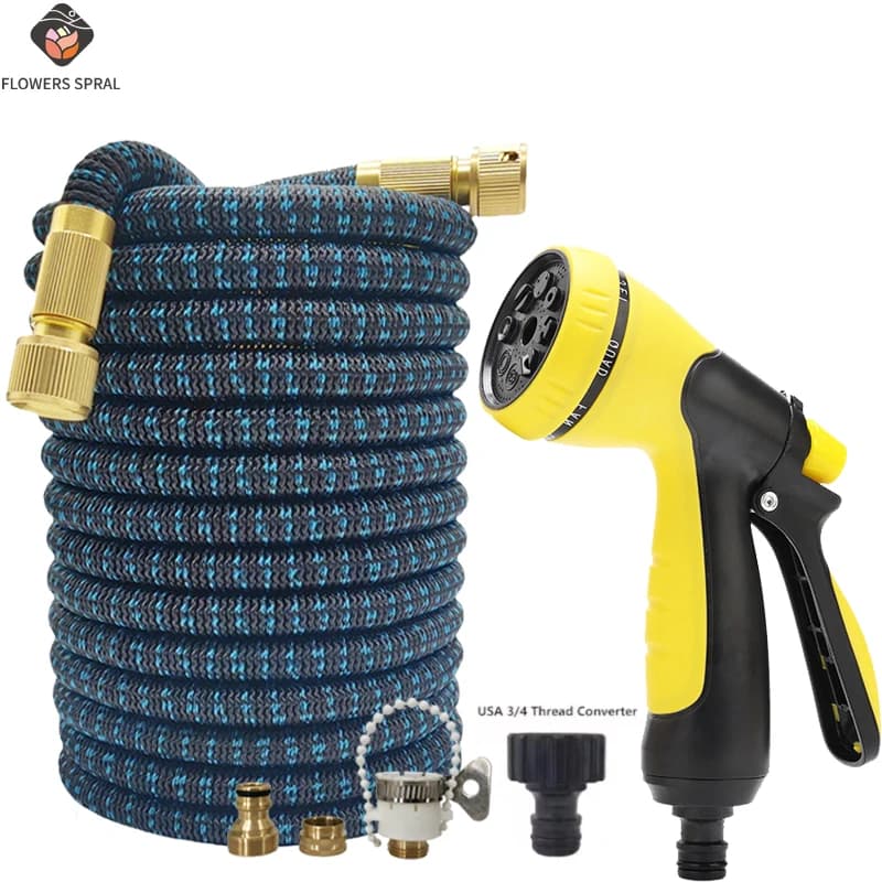 Tubo da giardino espandibile per irrigazione con pistola per pulizia ad alta pressione, utilizzato per annaffiare, lavare l'auto e altri lavori.
