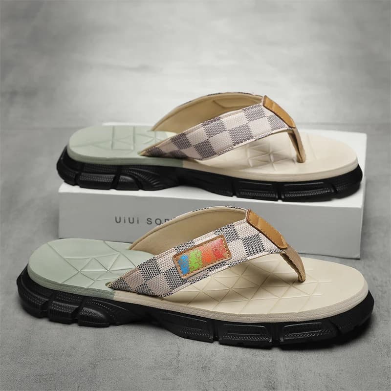 Summer Men's Flip Flops Beach Slippers Indoor Outdoor Sandals Men Comfortable Slides Casual Shoes Male Non-slip Home Slippers