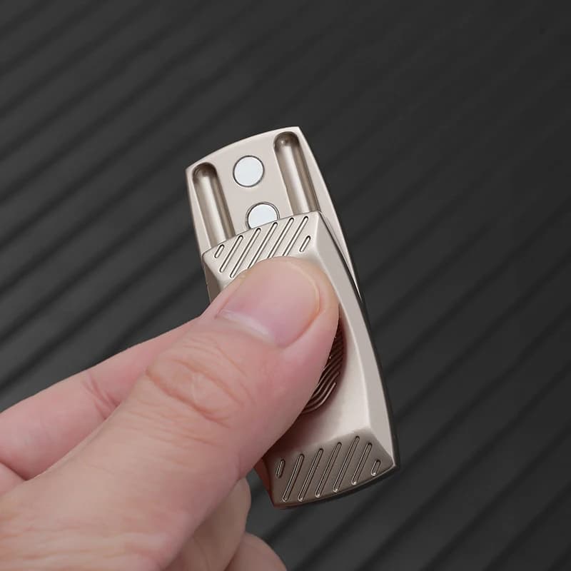 Nuova impronta digitale magnetica Haptic Slider Push Card EDC Fidget Slider Metallo Fidget Toys Strumento ADHD Ansia per adulti Giocattoli antistress