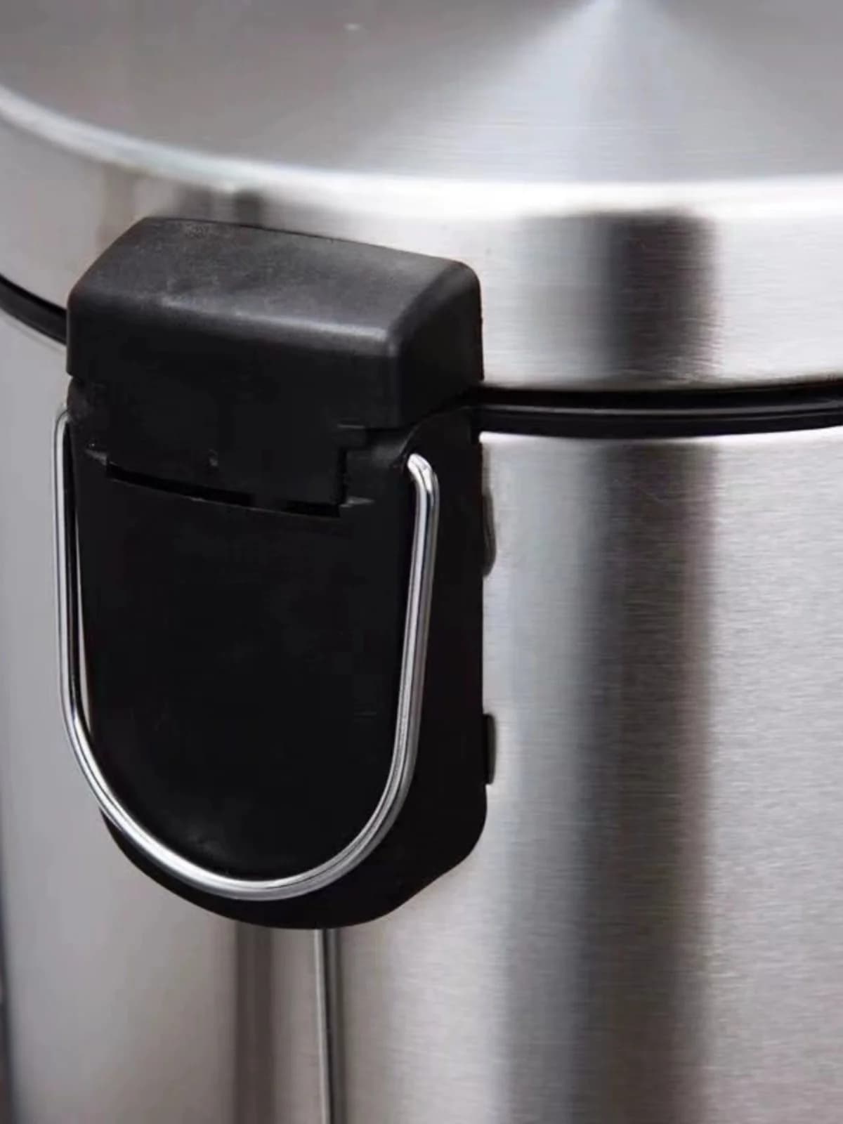 Cestino a Pedale in Acciaio Inossidabile con Coperchio Silenzioso per Casa, Cucina, Soggiorno, Regalo, 3L 5L 8L 12L 20L 30L, Forma Allungata