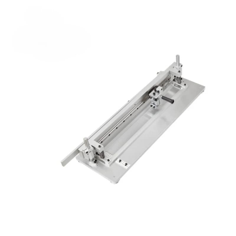 Adjustable blade for manual die cutting machine, cut directly cardboard and grey cardboard