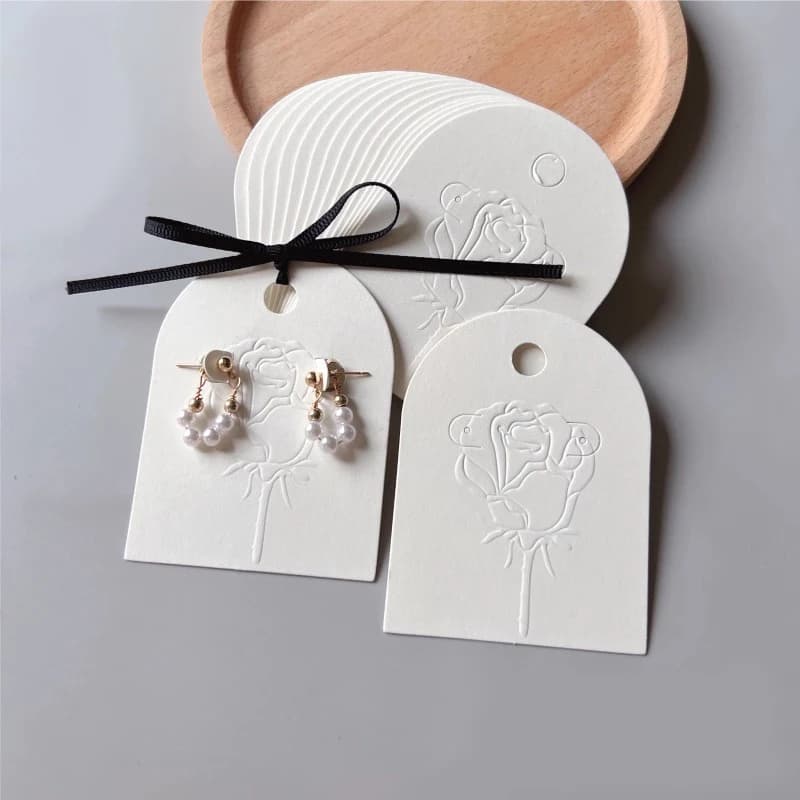Schede espositive per orecchini con clip per capelli rosa in rilievo semicircolare bianco con fiocco 50 pezzi di carta kraft per imballaggio di gioielli fai da te per piccole imprese