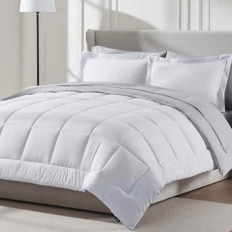 Set Completo di Biancheria da Letto 7 Pezzi Bianco Reversibile con Lenzuola, Federe e Copricuscini