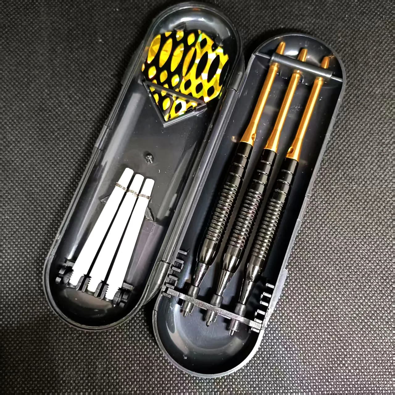 Freccette con punta morbida da 18 g Set di freccette professionali con punta in plastica per interni per giochi di freccette elettronici Scatola di immagazzinaggio in plastica