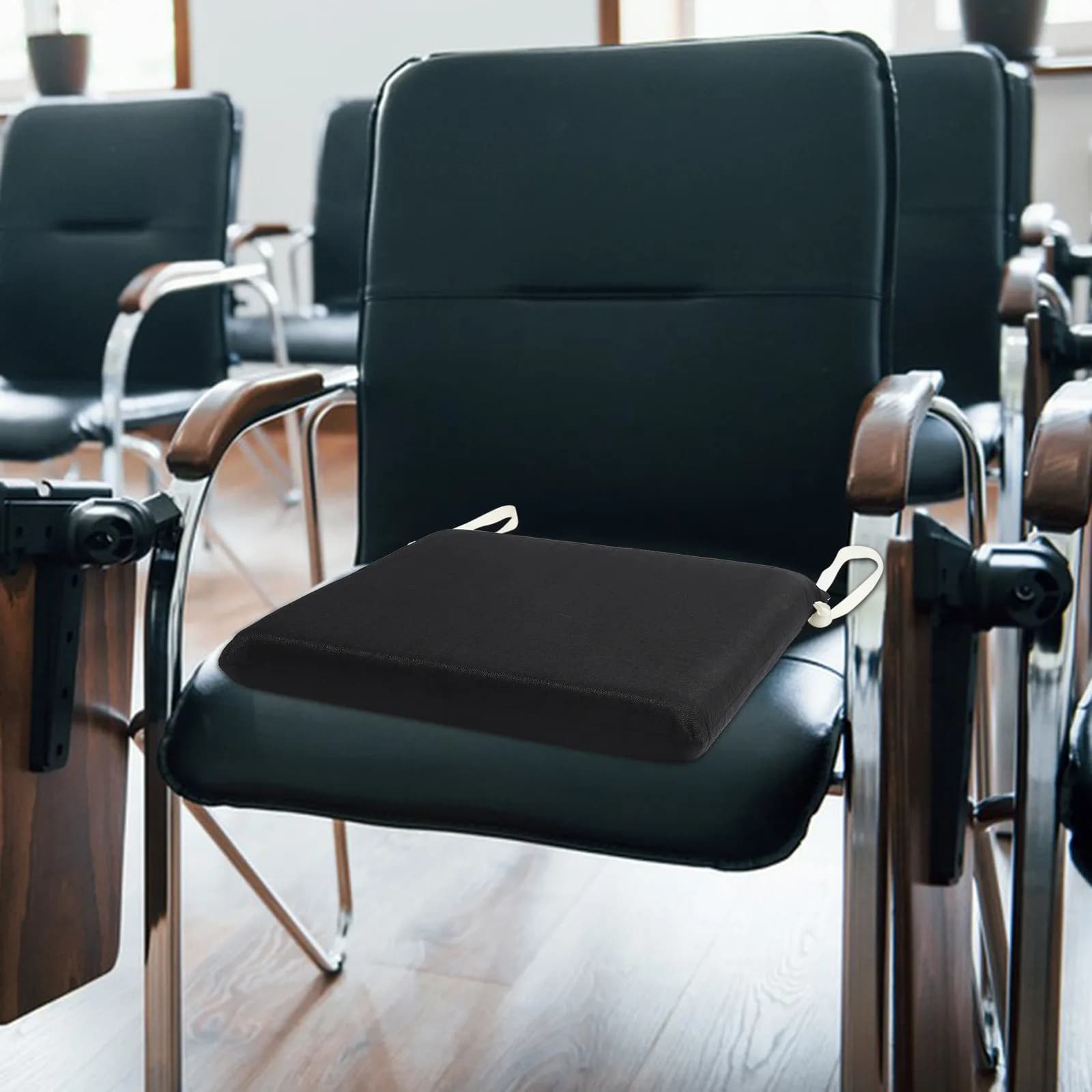 Cuscino Ergonomico in Memory Foam per Glutei, Portatile e Leggero, per Supporto Anatomico, Ideale per Casa, Ufficio e Auto, Comodo per l'Uso Domestico