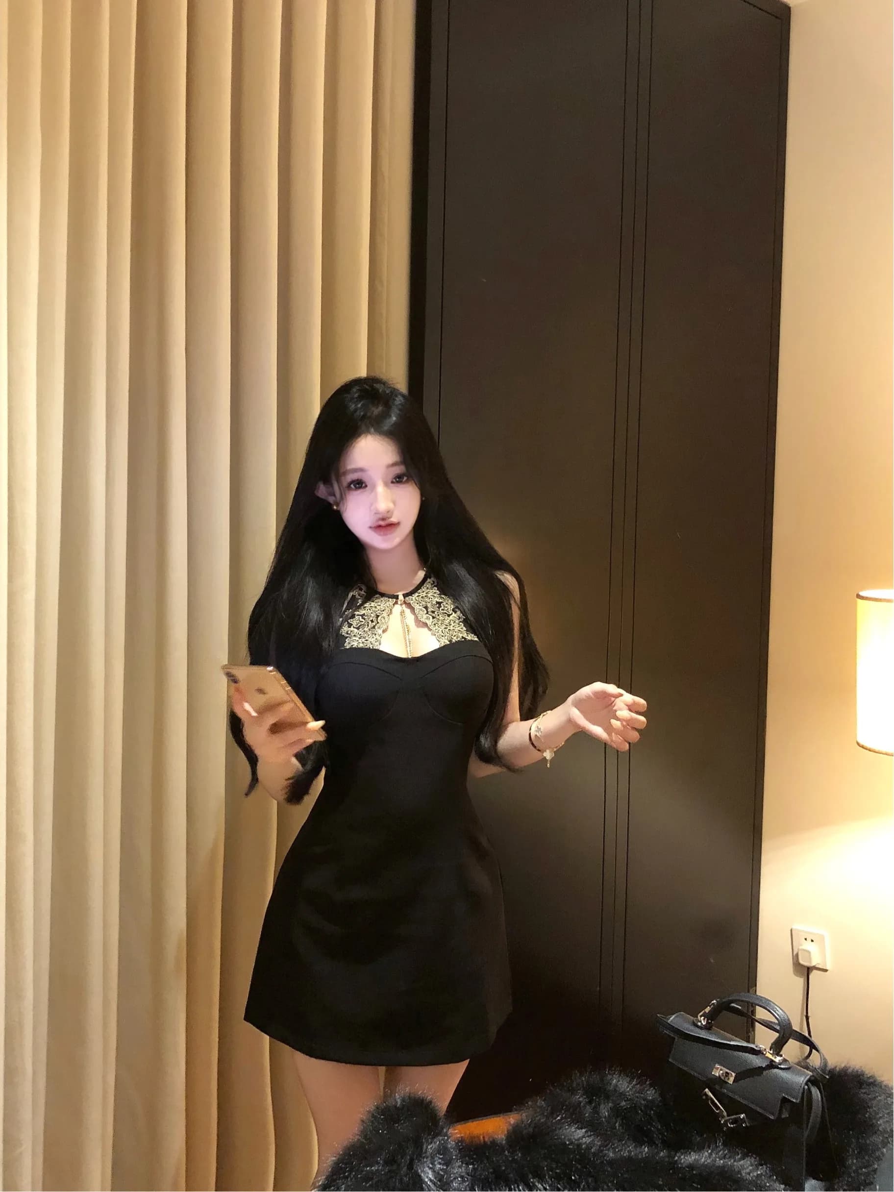 Elegant Black Sleeveless Neck Hanging Dress Women's Slim Fit A-Line Skirt Short Dress Inner Wear High Waist Gathered Poly Fiber