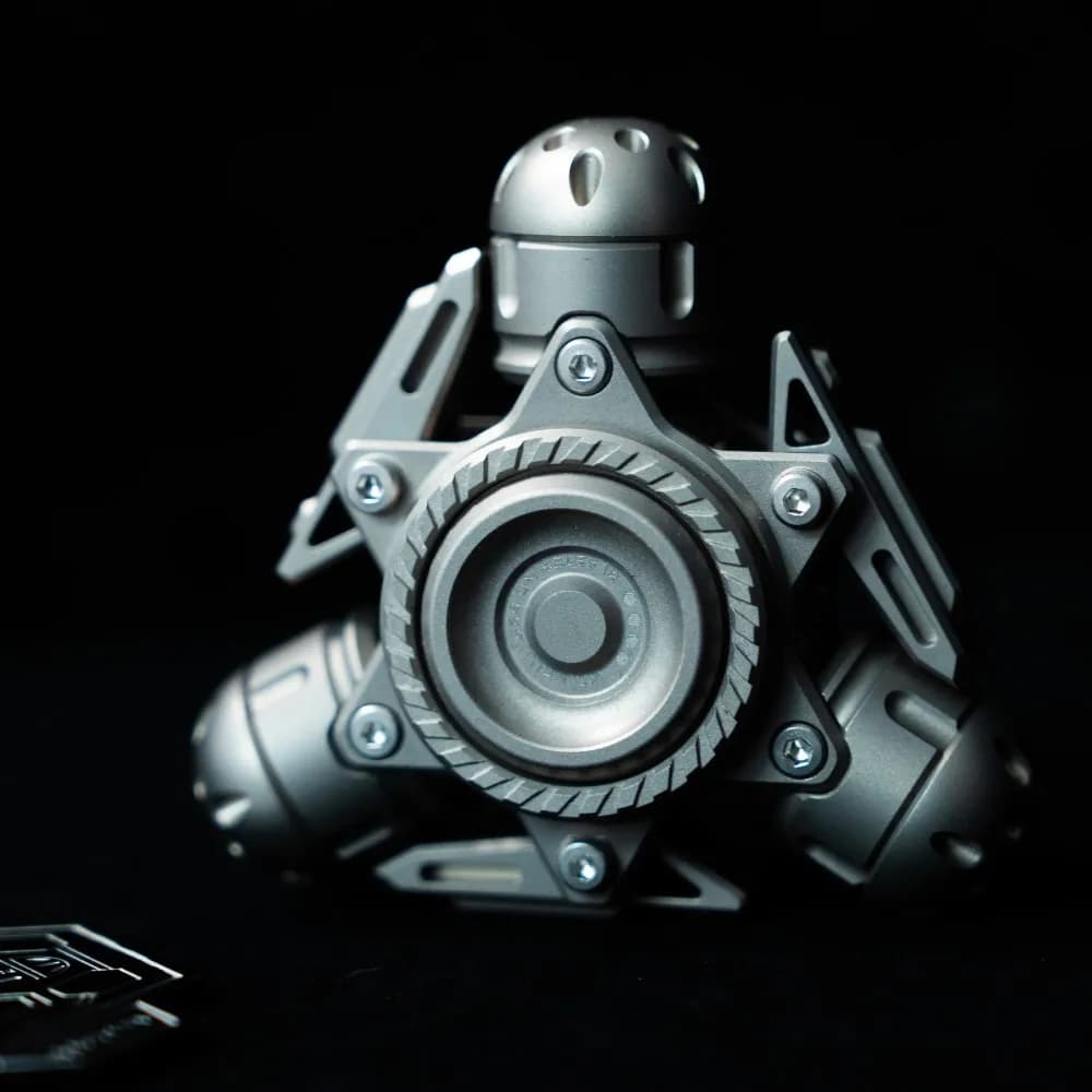 HZL EDC Titanio Fidget Spinner Mano Sensazione Collegamento Per Armatura Apertura Agitarsi Giocattoli Per Adulti Chiodo Aperto Giroscopio Alleviare L'ansia Gadget