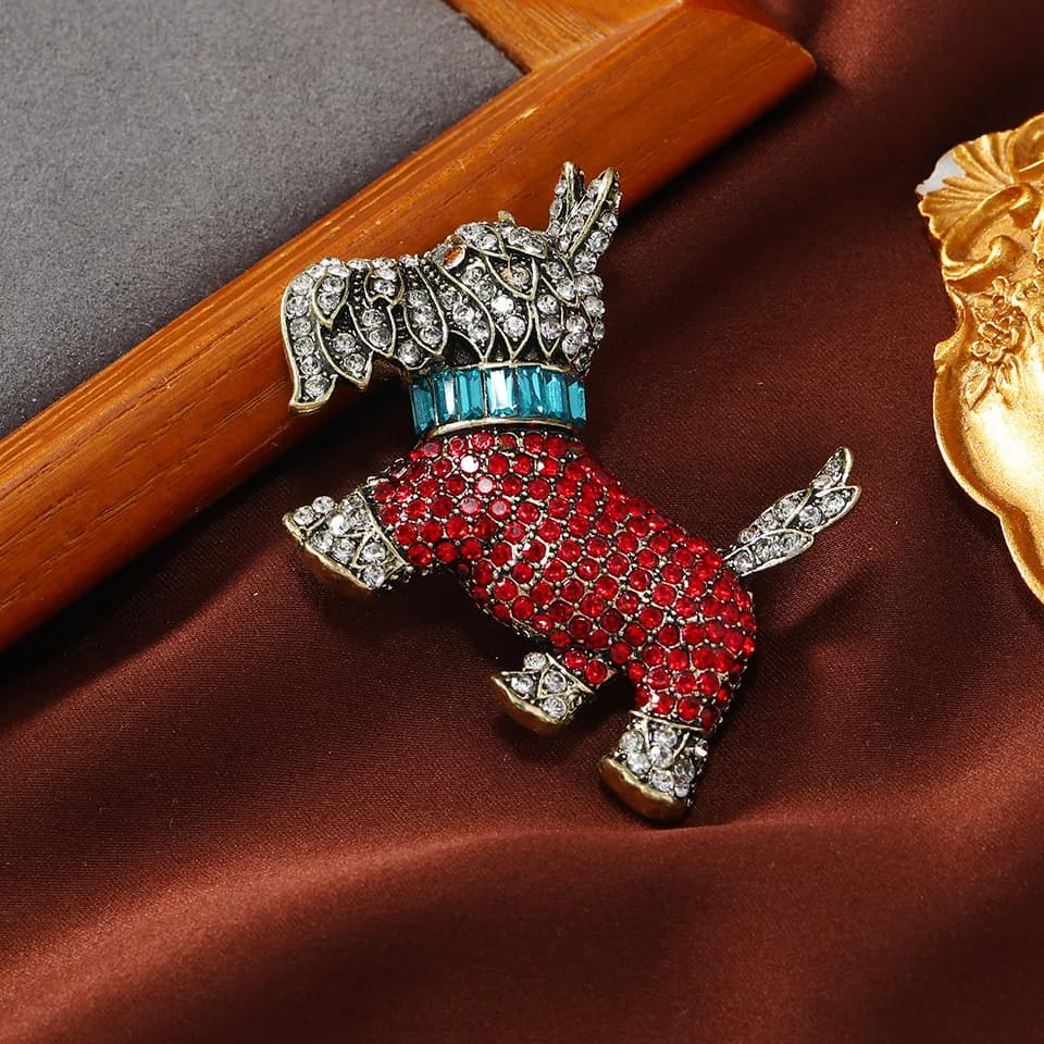 Vintage Cute Puppy Dog Brooches For Women Men Bright Rhinestone Schnauzer Dog Animal Brooch Backpack Pins Party Casual Jewelry