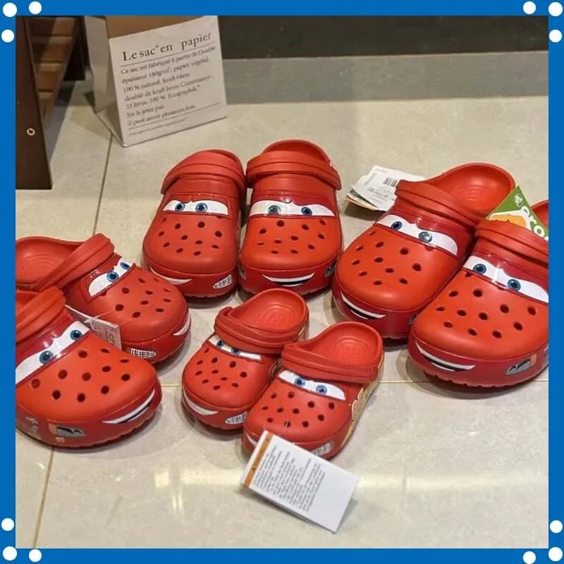Aoger Disney Lightning Mcqueen Pixar Cartoon Solid pantofole impermeabili scarpe da spiaggia all'aperto sandali Casual scarpe Eva avvolgenti alla caviglia