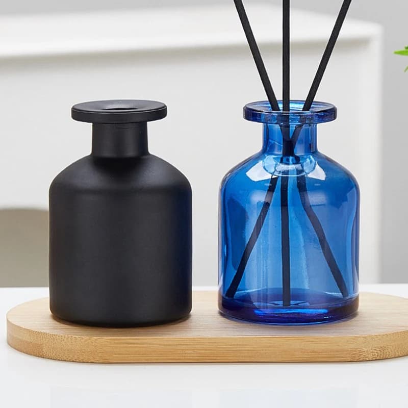 Nuovo Diffusore di Fragranze per la Casa da 50ml, Bottiglia in Vetro per Regali, Contenitore per Oli Essenziali con Bastoncini Diffusori