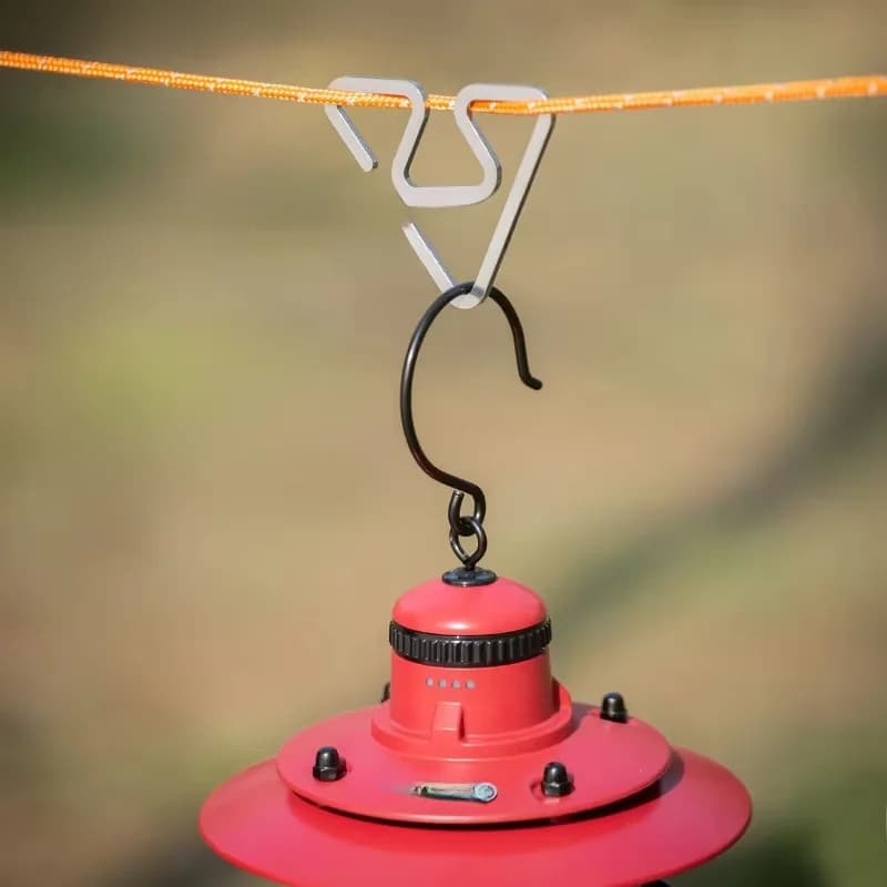 Gancio integrato multifunzionale da campeggio esterno Porta lampada da tenda in metallo inossidabile Gancio a doppia testa Gancio di ritorno bidirezionale