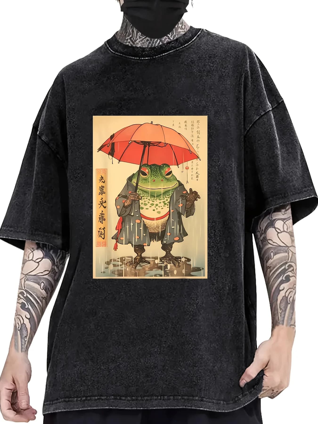 T-Shirt Lavata da Uomo in 100% Cotone, Comoda e Delicata sulla Pelle, Stile Kimono con Stampa a Rana, Ideale per l'Uso Esterno