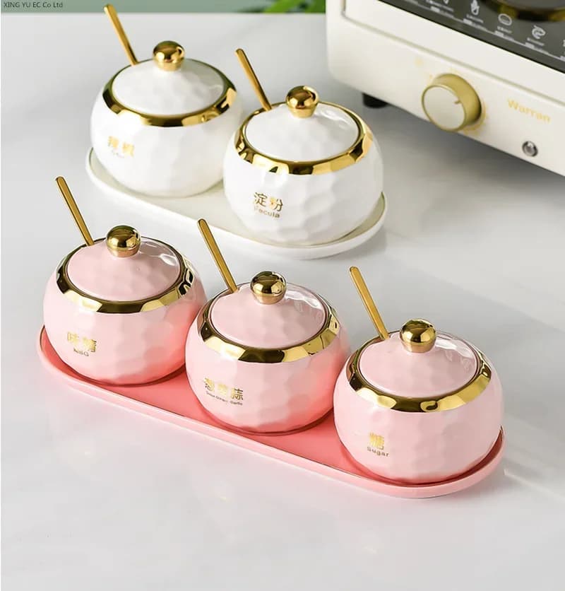 Barattoli rosa Scatola di spezie in ceramica dorata Zuccheriera Creativo Nordic Light Cucina di lusso Set di barattoli di spezie Serbatoio di stoccaggio per cucina