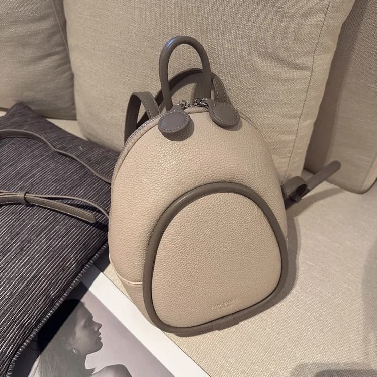 High End Shoulder Bag for Women Korean Version Fashionable and Versatile Niche and Minimalist Travel Backpack
