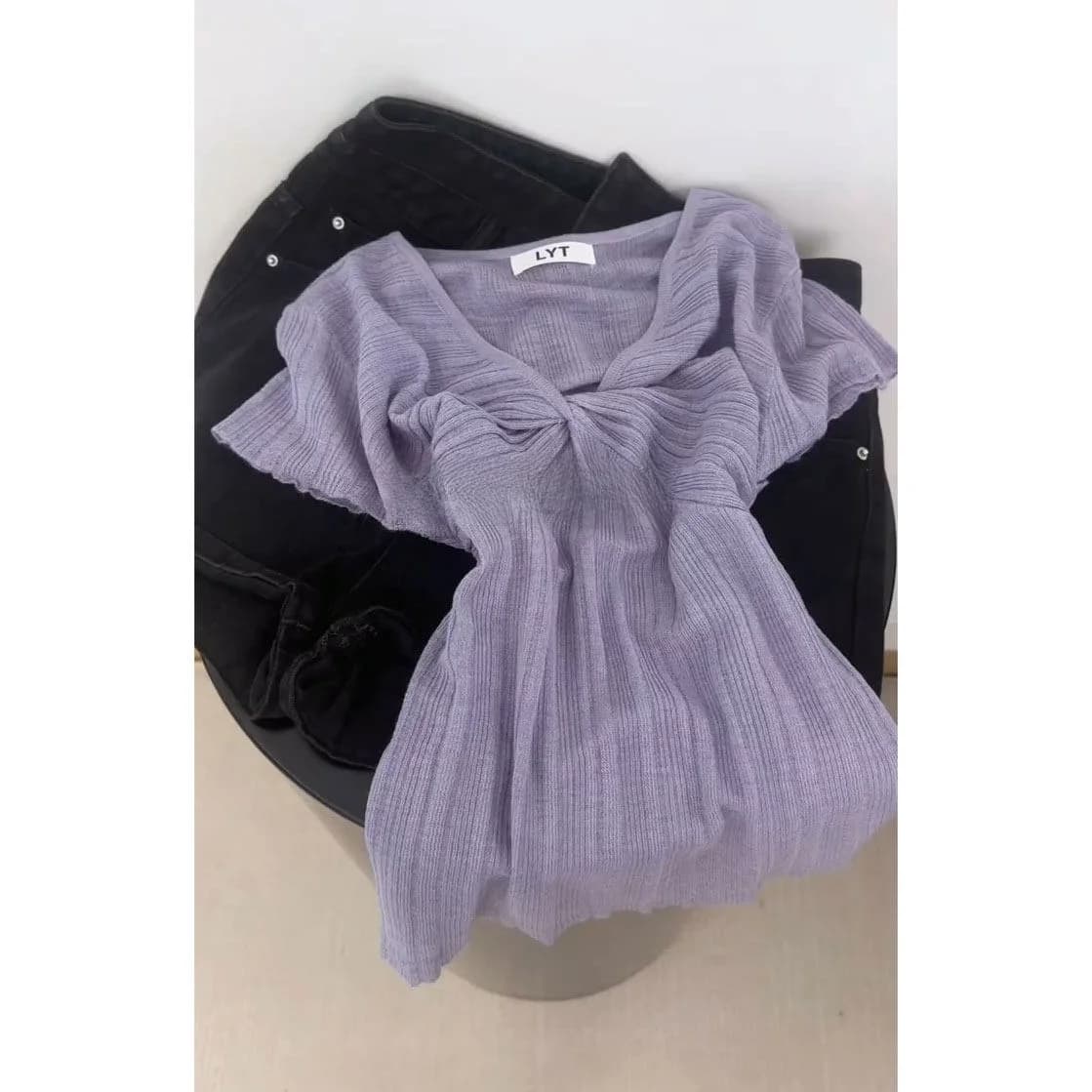 Chic Knot V-Neck Short Sleeve T-Shirt Women's Summer 2026 New Style Slim Fit Design Sense Top Gentle Style Knitted Skin-Frien...