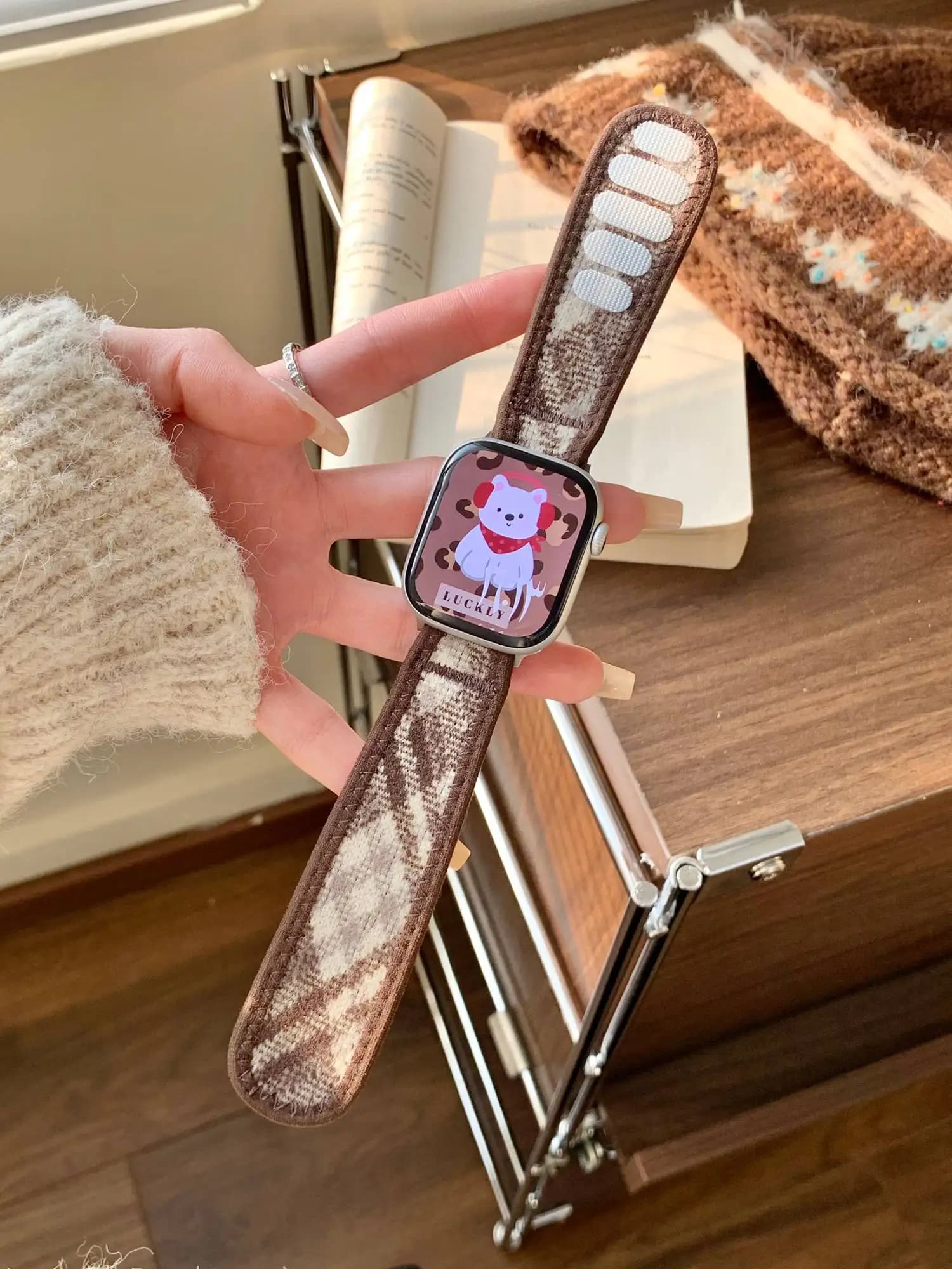Cinturino in pelle con velcro a quadretti per Apple Watch da donna 38mm 40mm 41mm 42mm 44mm 45mm 46mm 49mm