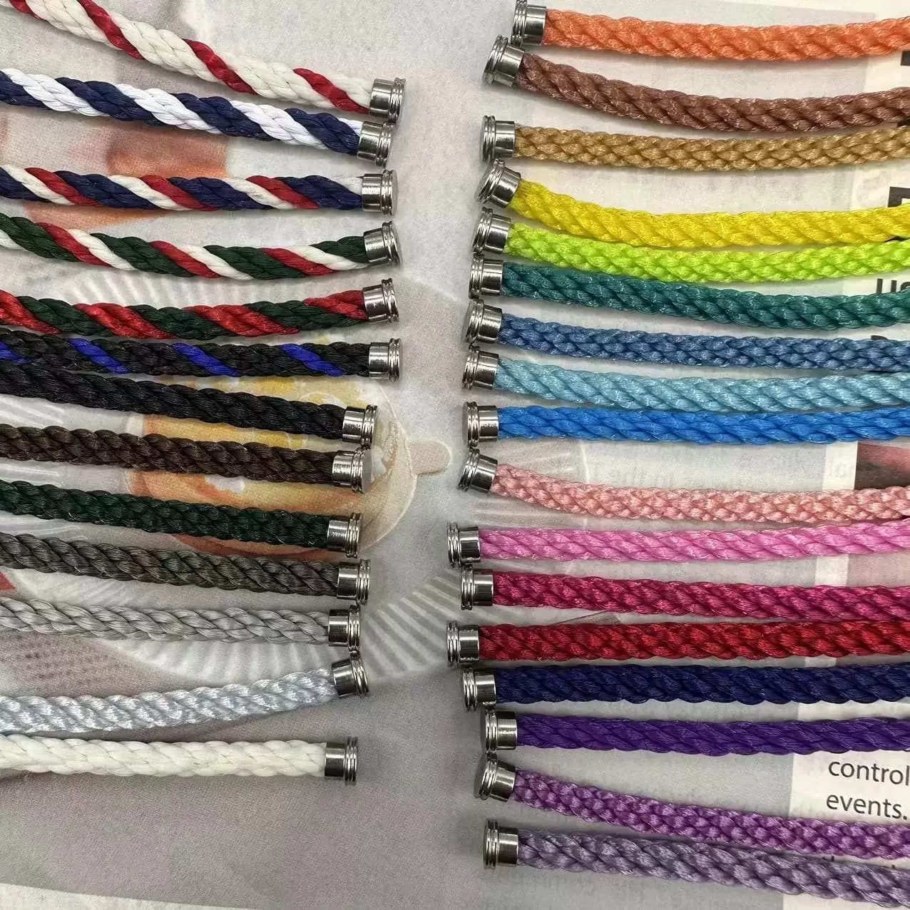 Bracciale con chiusura a ferro di cavallo montato venduto separatamente Corda a catena Gioielli francesi di lusso Regalo per coppie all'ingrosso