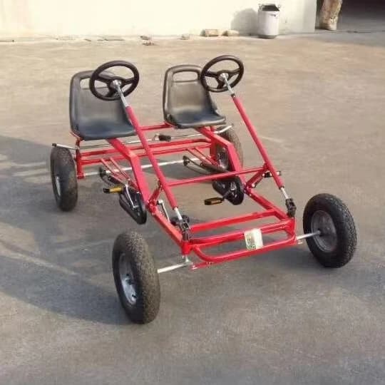 Attrezzatura da esterno a doppio sedile Bicicletta a pedale a quattro ruote Prezzi per quad bike Go Karts in vendita Gioco interattivo genitore-figlio