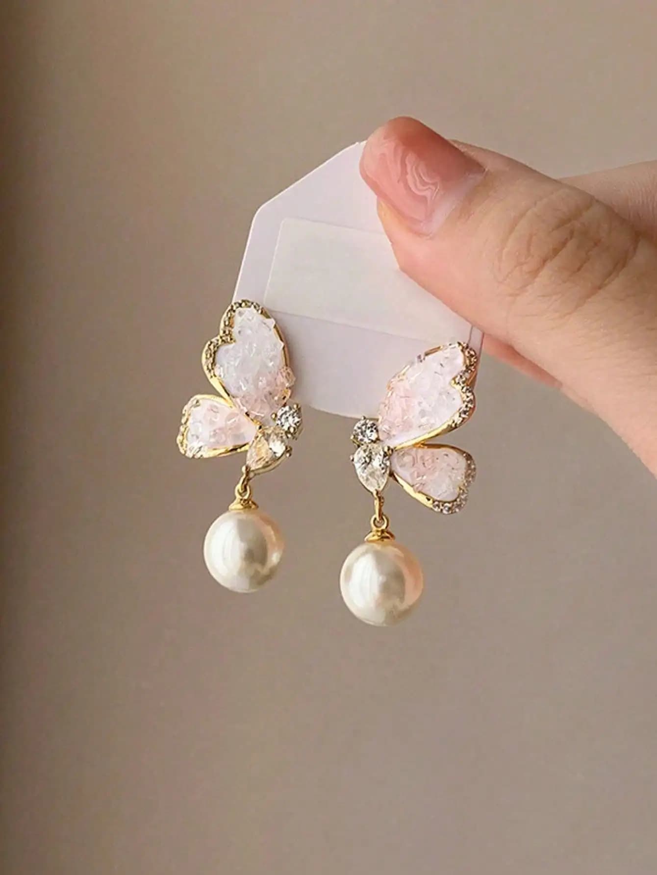 1 Pair Korean Elegant Pearl Flower Vintage Stud Earrings, Niche Personalized Versatile Jewelry Accessories