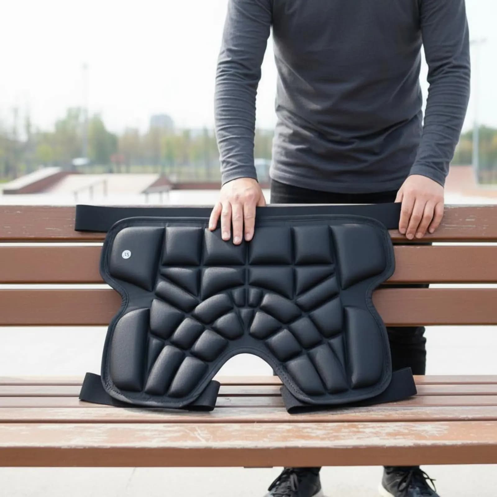 Protective shorts for Pelvi and Coccige, Lightweight, for Skating, Skiing and Other Sports, Ergonomic Design Adjustable