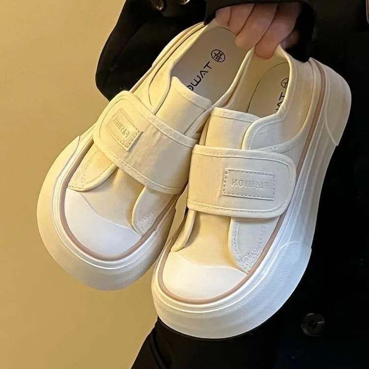 Ns Trendy Must - Acquista Mango - Scarpe da ginnastica in tela con punta, cinturino in velcro con suola grossa, perfette per le gite primaverili ed estive