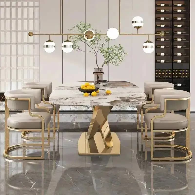 Sedie Nordiche Relax per Sala da Pranzo e Soggiorno, Gambe in Metallo Dorato, Sedie Uniche Bianche, Poltrone Lounge, Arredamento per Interni
