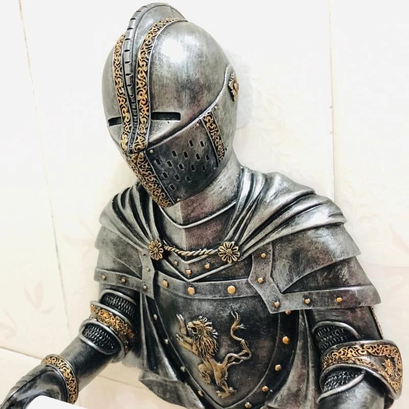 F92C Statue Knight Single Roll Tissue Holder Wall Mounted Toilet Paper Dispenser